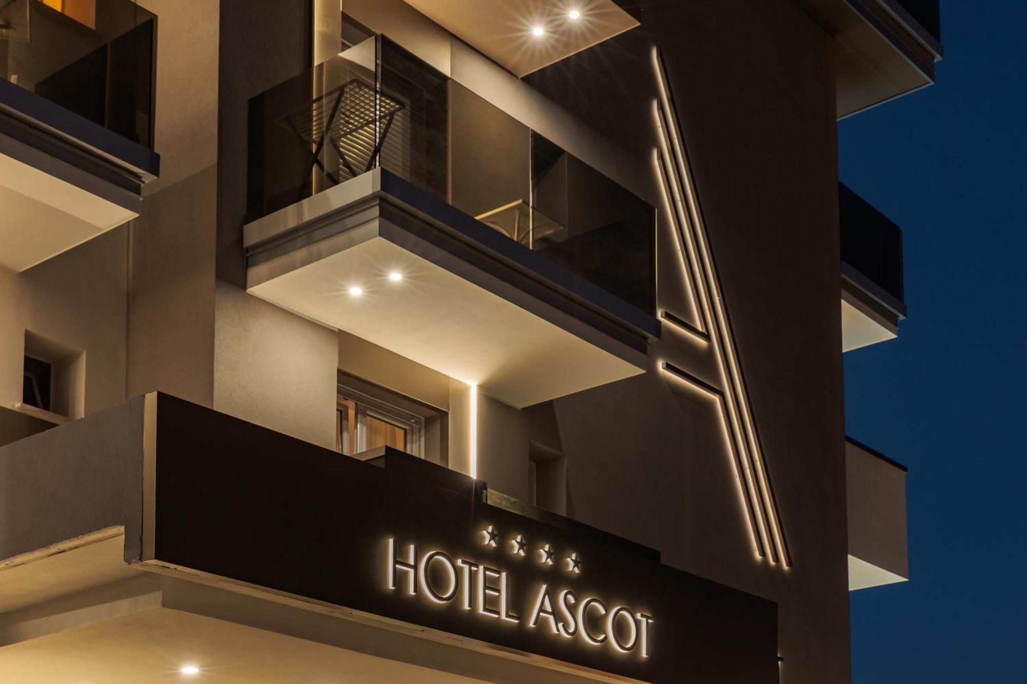 Hotel Ascot ริชชิโอเน ภายนอก รูปภาพ